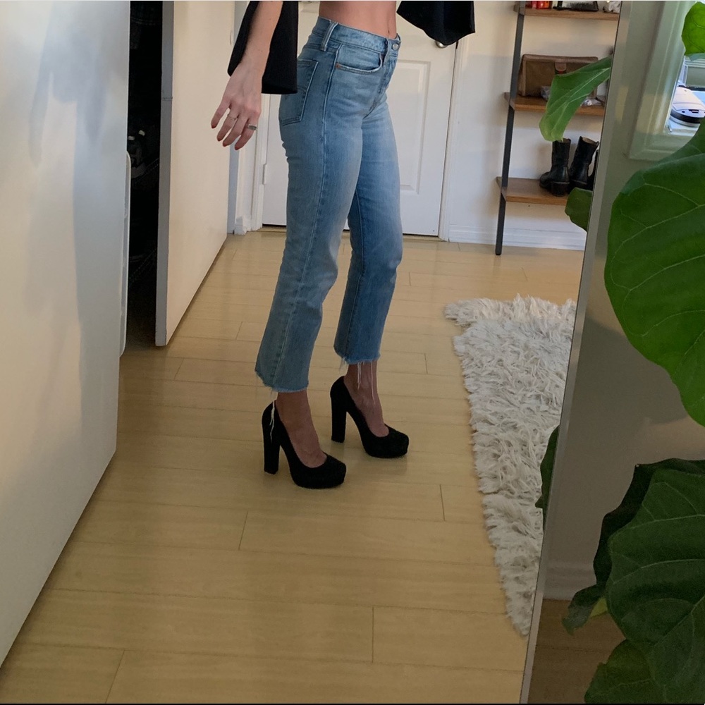 Steve Madden Black velvet heel